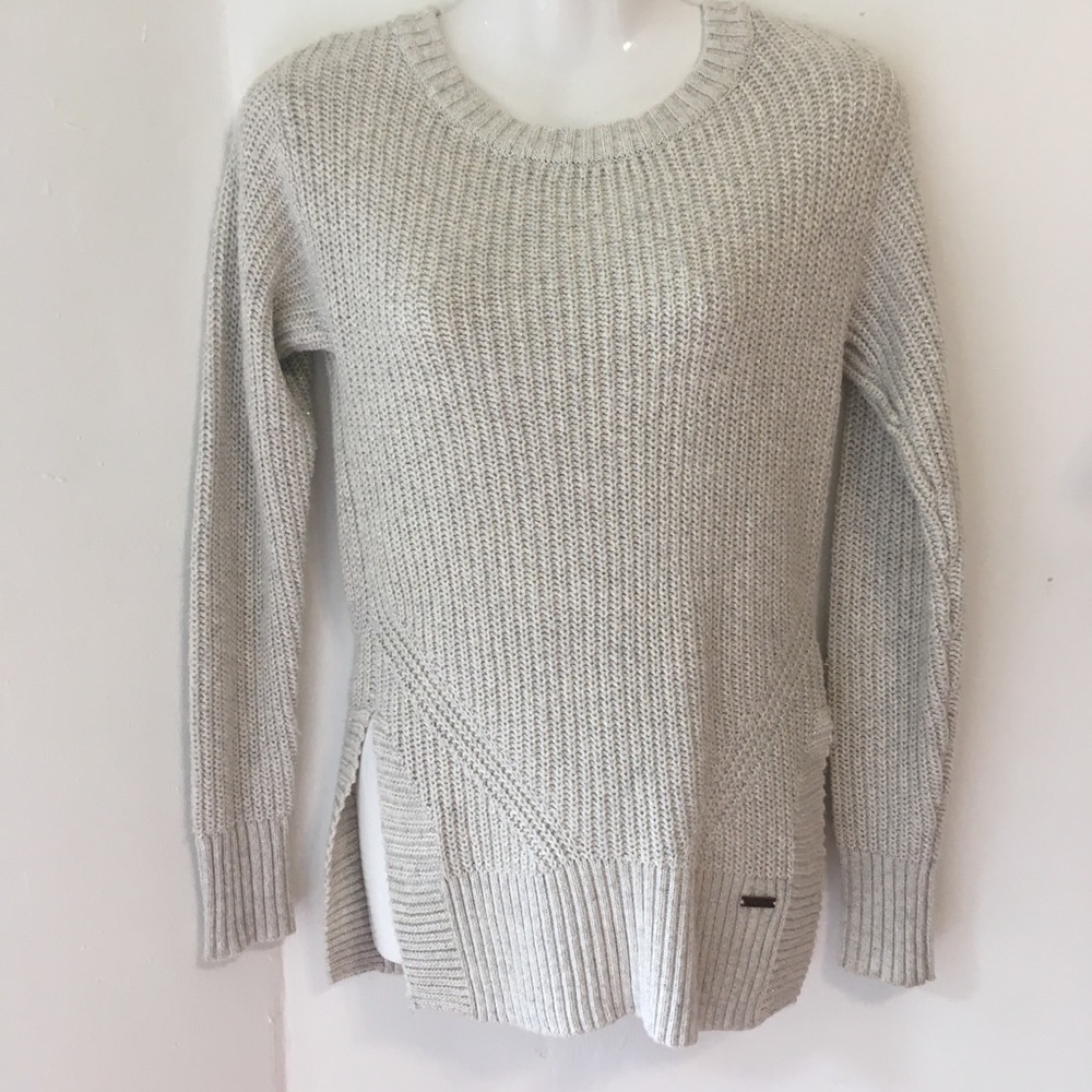 Sale 5 For $25 Toms long Sleeve Sweater